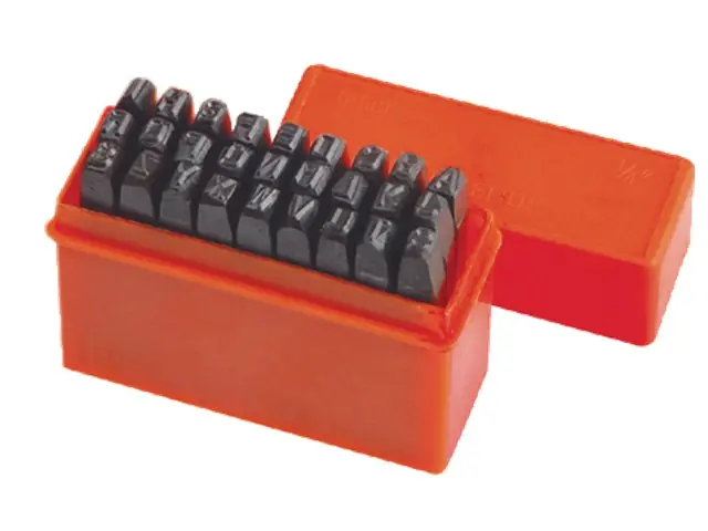 Schlagbuchstaben 3 mm, 27 Stk. Rabatt