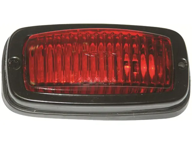 Schlussleuchte rot L=115 B=60mm H=30mm Markenware
